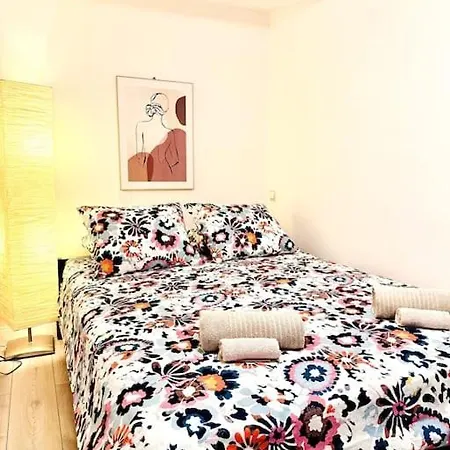 L2 Centre Loft With Ac * Будапешт